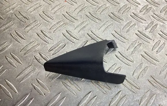 BMW 6 F06 Gran coupe Front door glass trim molding 7217489