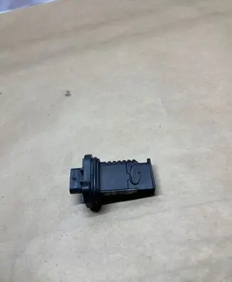 BMW 1 F20 F21 Mass air flow meter 8506408 0281006092