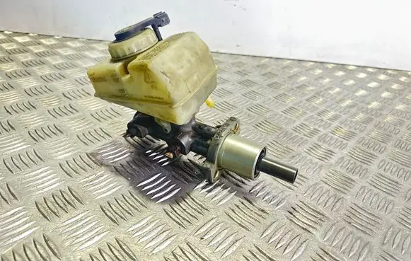 Volvo 850 Master brake cylinder 9140897