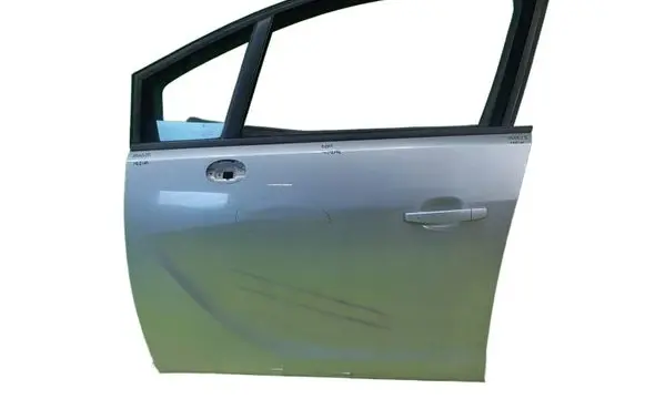 Opel Meriva B Front door PRZOD