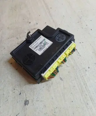 KIA Sorento Comfort/convenience module 10R020746 954113E850 8715500380P