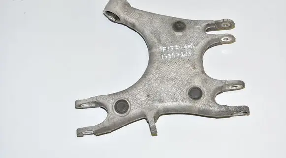 Rear upper control arm/wishbone