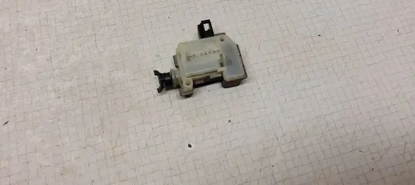 Skoda Octavia Mk2 (1Z) Tailgate boot lock/latch motor 806615