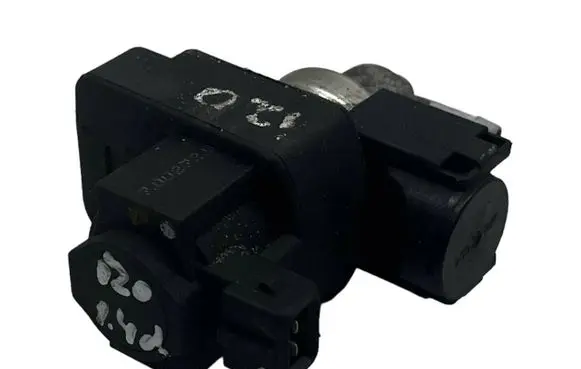 Hyundai i20 (PB PBT) Valve vacuum 7002720