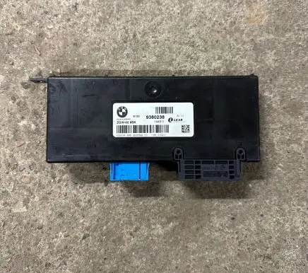 BMW 7 F01 F02 F03 F04 Gateway control module 9380238