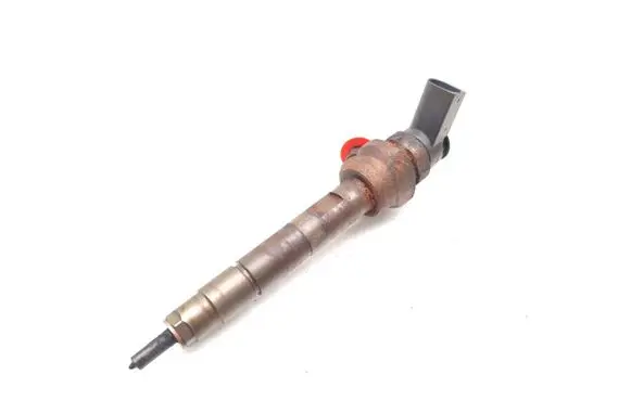 BMW 1 E81 E87 Fuel injector 7798446 0445110289
