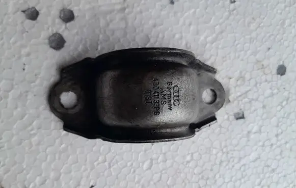 Audi A6 S6 C7 4G Sway bar bush bracket, front 4D0411366