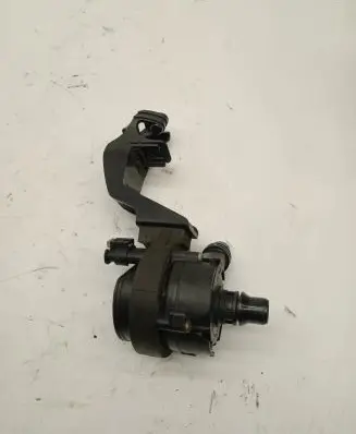 BMW 7 G11 G12 Electric auxiliary coolant/water pump 9372723