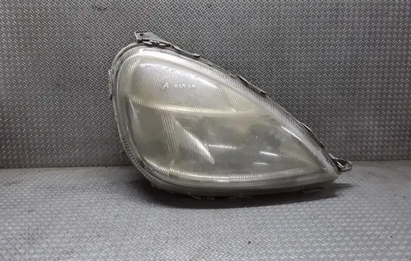 Mercedes-Benz A W168 Headlight/headlamp A1688200261 0301152202