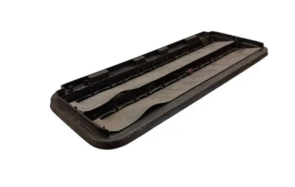 Ford Ranger Quarter panel pressure vent AB3915280B62AA