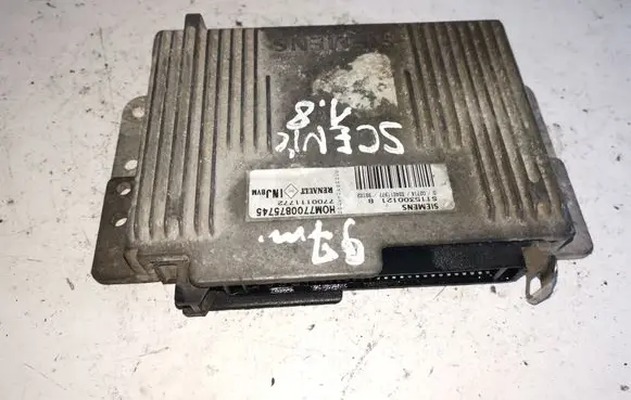 Renault Scenic I Engine control unit/module 7700875745 7700111772 S115300121B