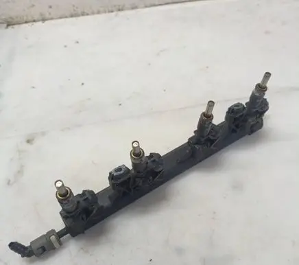 Peugeot 207 Fuel injector 7528176 7130A03329 75418168003