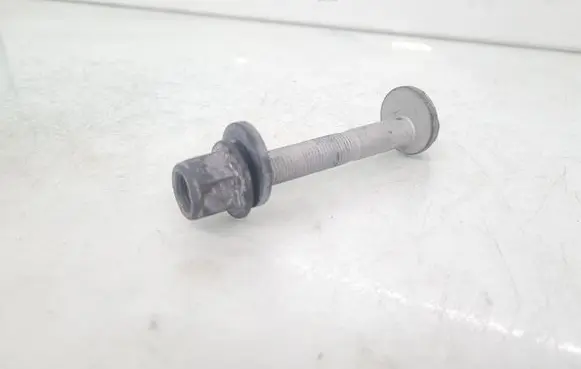 Ford Kuga III Rear suspension camber bolt 