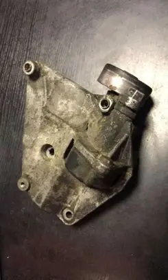 BMW 3 E46 A/C compressor mount bracket 2247388