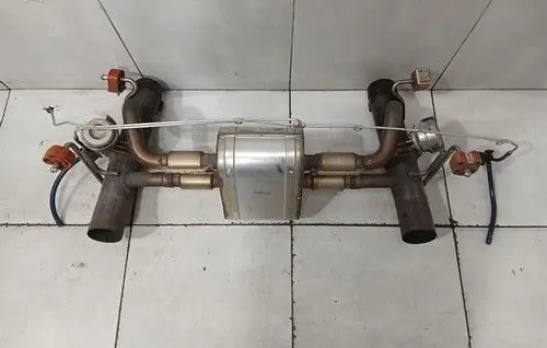 Ferrari FF Rear muffler/silencer tail pipe