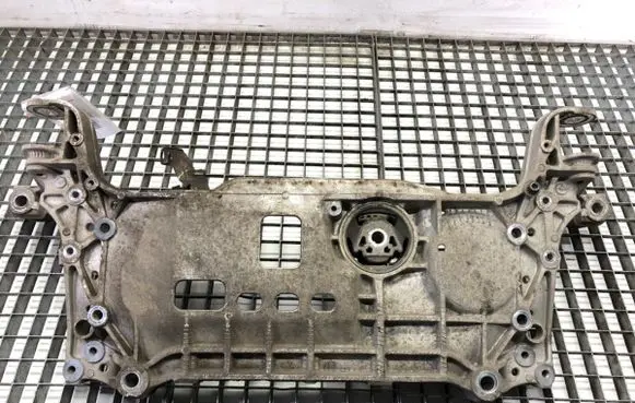Volkswagen PASSAT B7 Front subframe 7N0199369A