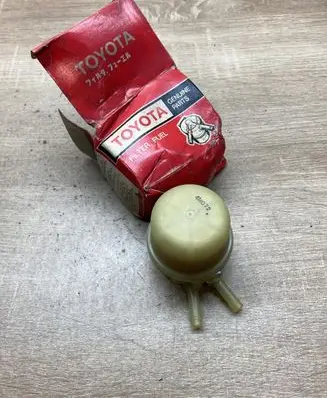 Toyota Hilux (N80, N90, N100, N110) Fuel filter 2330034100
