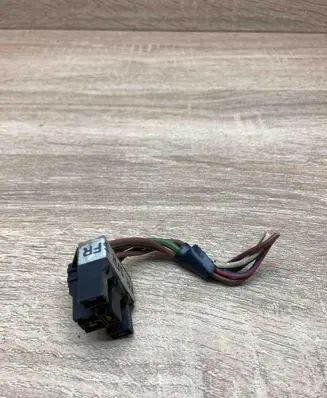 Audi 80 90 S2 B4 Plug wire 927529