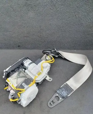 Audi A6 S6 C7 4G Front seatbelt 4G8857705J 4G8857705JCLN