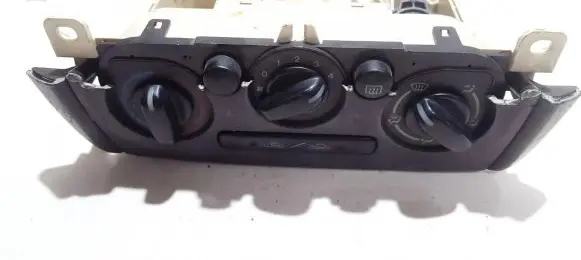 Mazda 323 F Climate control unit