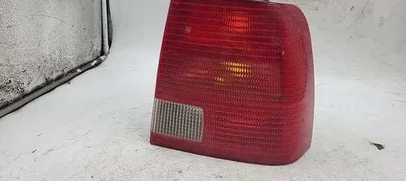 Volkswagen PASSAT B5 Rear/tail lights 