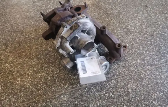 Volkswagen Fox Turbo 045253019L