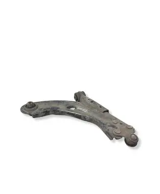 Peugeot 308 Front lower control arm/wishbone 