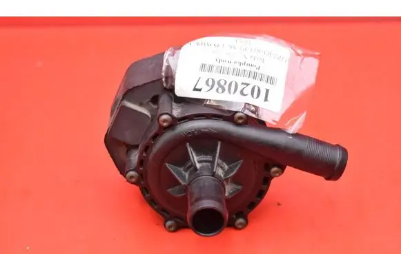 Tesla Model X Water pump 1037328-00-F