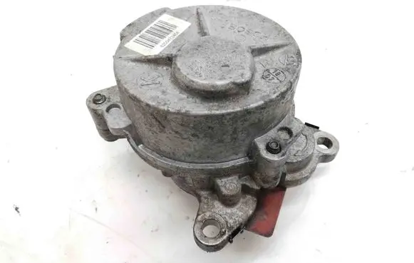 Nissan X-Trail T31 Vacuum pump 472458A