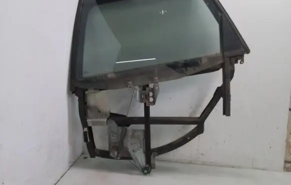 Audi A4 S4 B5 8D Rear door manual window regulator 