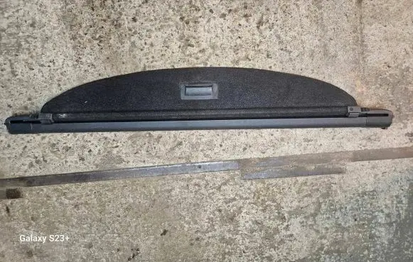 Nissan Qashqai+2 Parcel shelf load cover 