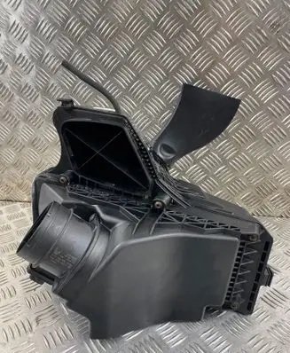 Air filter box
