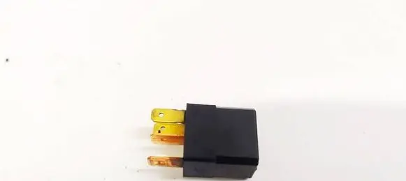 Mazda 2 Other relay ACM33221