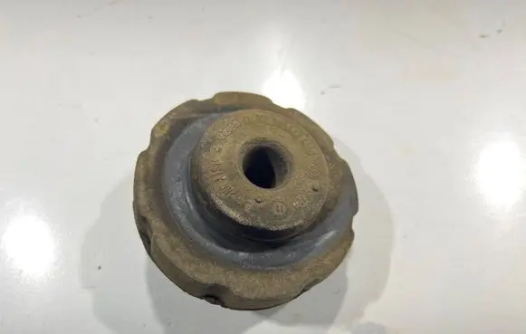 Audi A4 S4 B8 8K Rear coil spring rubber mount 8K05121490