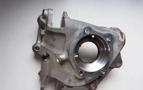 Polestar 2 Rear wheel hub spindle/knuckle 31681852 P31681852