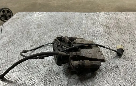 Mercedes-Benz E W213 Rear brake caliper A2135461480