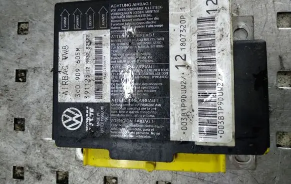 Volkswagen PASSAT B6 Airbag control unit/module 3C0909605M 391125