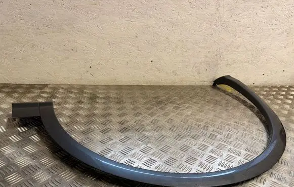 Audi Q5 SQ5 Front arch trim 80A853717F AU426Q5NF