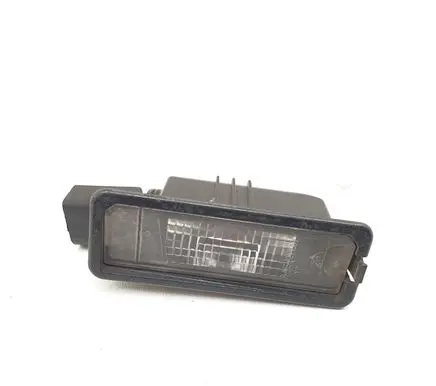 Volkswagen Golf VII Number plate light 1K8943021