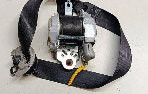 Hyundai i30 Front seatbelt 88810A6000T9 88810A6000 88820A6000