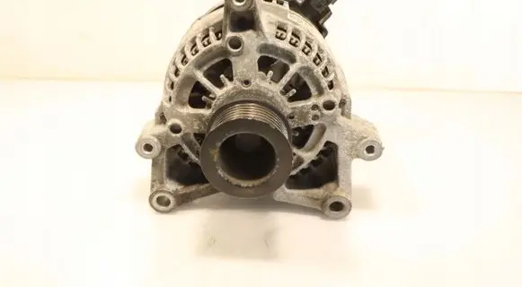 BMW X1 F48 F49 Generator/alternator 104211-3990