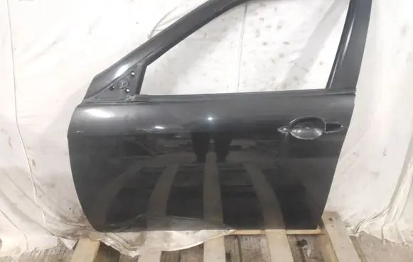 Alfa Romeo 156 Front door VR846A