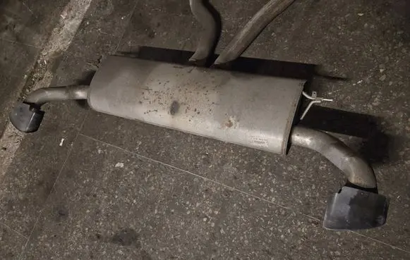BMW X5 E70 Rear muffler/silencer tail pipe 7600491 E70N63MSP