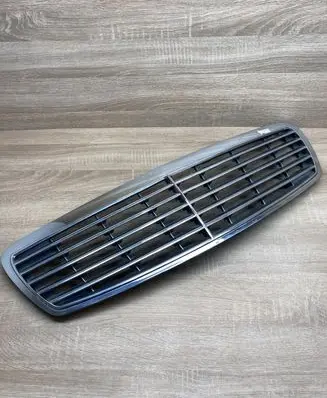 Mercedes-Benz E W124 Front bumper upper radiator grill W124MBFRONTGRILL