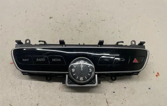 Mercedes-Benz C W205 Clock A2138272000 A2059056411 19345045152