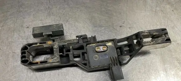 Renault Laguna II Front door exterior handle/bracket AV50289001