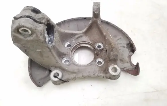 Volkswagen PASSAT B7 Front wheel hub spindle knuckle