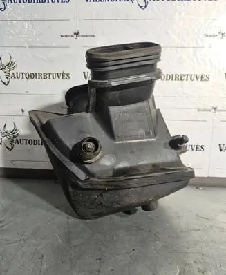 Opel Astra J Intake resonator 13337770 315875880