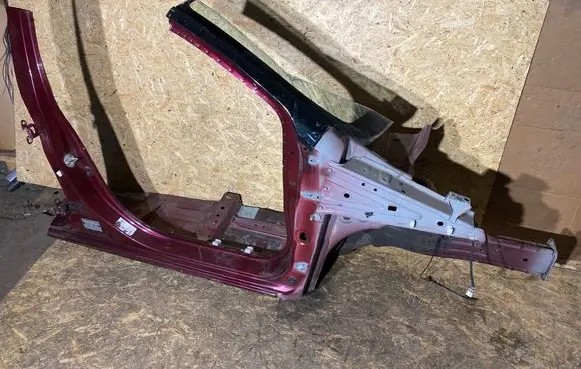 Mitsubishi Space Star Front quarter panel 