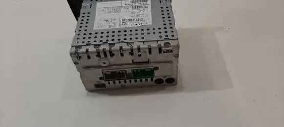 Volvo S70 V70 V70 XC Radio/CD/DVD/GPS head unit 44237294